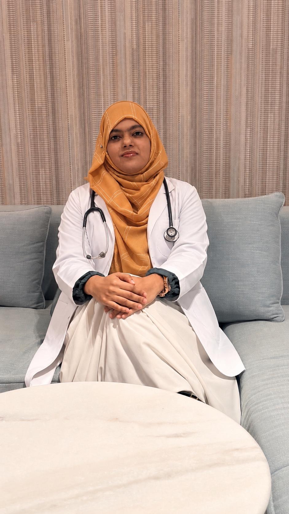 Dr. Mufeeda Roohi